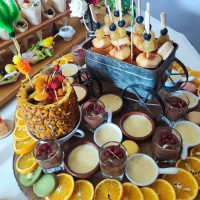 plateau-fruits-et-desserts-chocolat